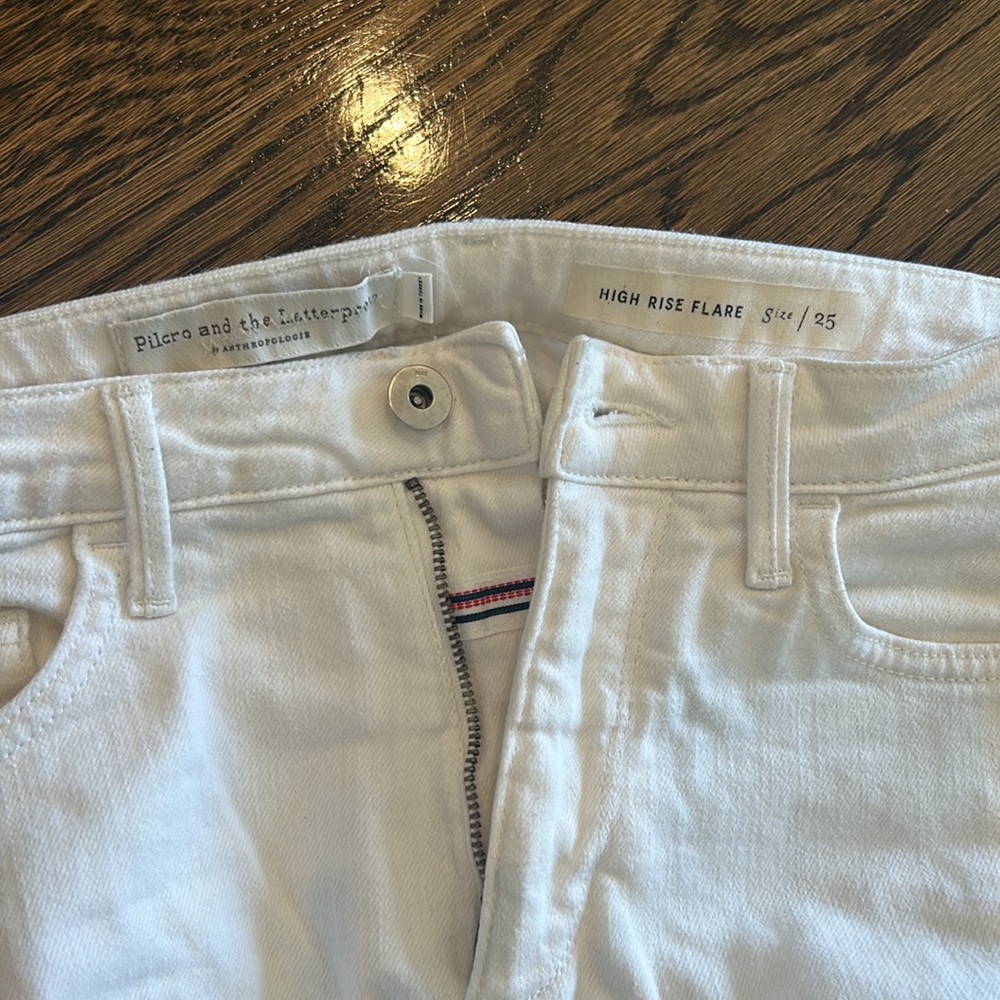 Pilcro and the Letterpress High Rise Flare Jeans — Size 25 - Picture 6 of 7